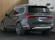 BMW X7 2