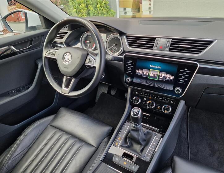 Škoda Superb 40