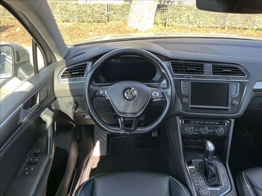 Volkswagen Tiguan 16