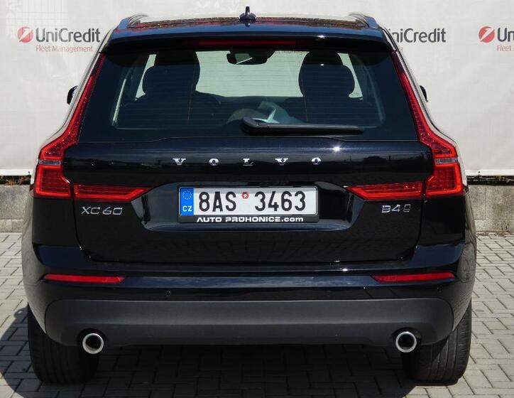 Volvo XC60 4
