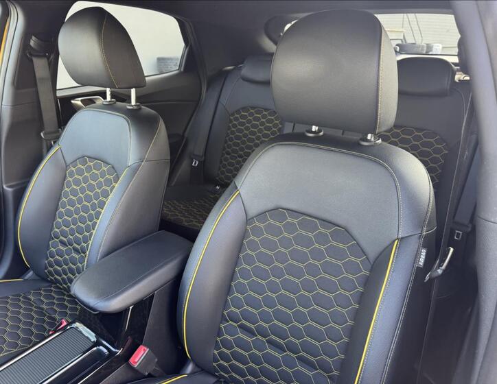 KIA XCeed 21