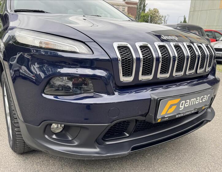 Jeep Cherokee 17