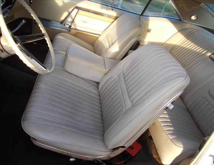 Buick Riviera 14