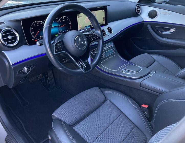 Mercedes-Benz Třídy E 9