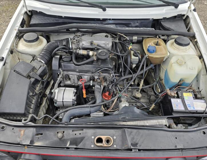 Volkswagen Golf 21