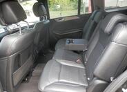 Mercedes-Benz GL 16