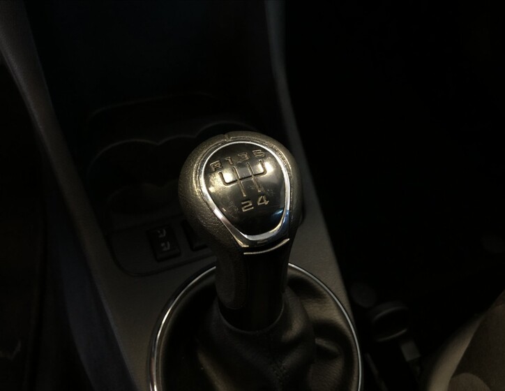 Škoda Fabia 15