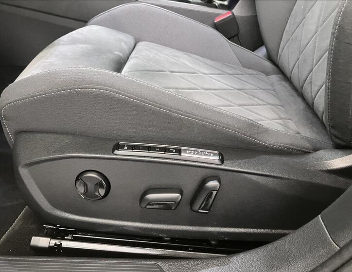 Volkswagen Golf 18