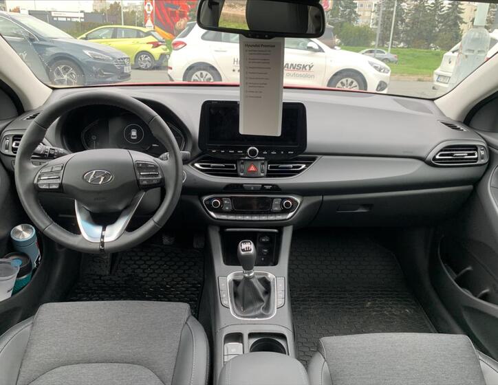 Hyundai i30 8