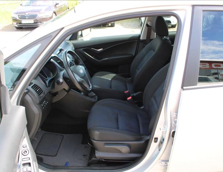 Hyundai ix20 10