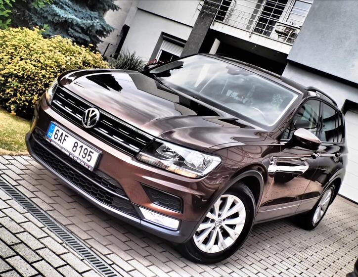 Volkswagen Tiguan 1