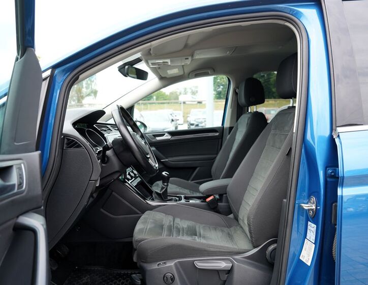 Volkswagen Touran 23