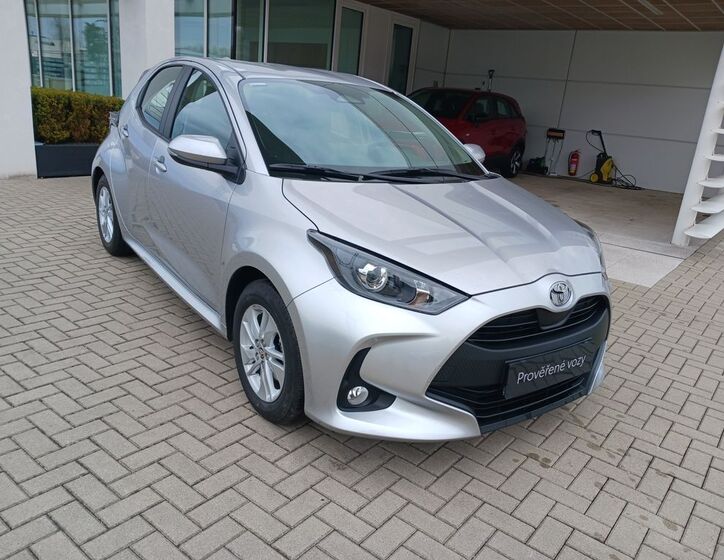 Toyota Yaris 7