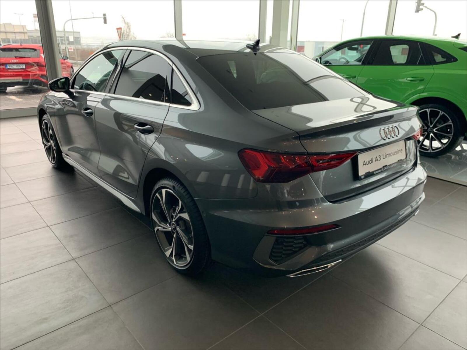 Audi A3 8