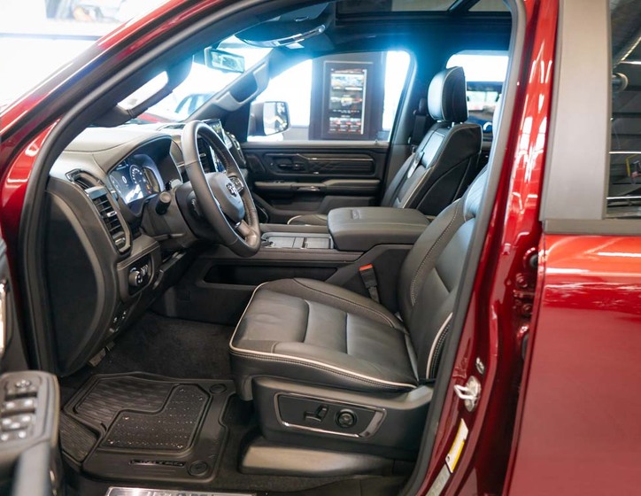 Dodge RAM 18