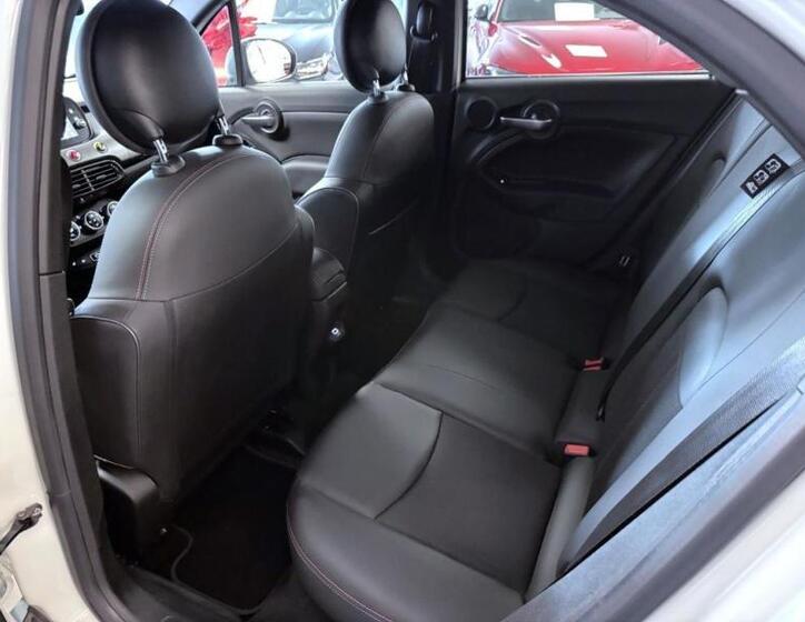 Fiat 500X 10