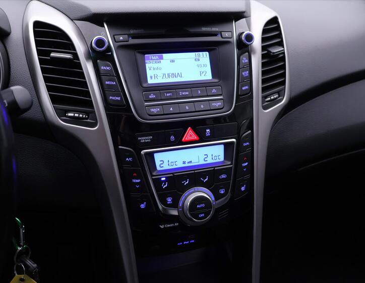 Hyundai i30 19