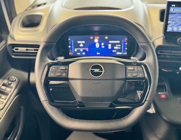 Opel Combo 8