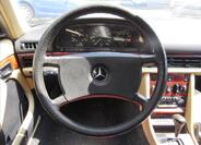Mercedes-Benz 126 12