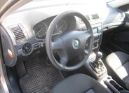 Škoda Octavia 10
