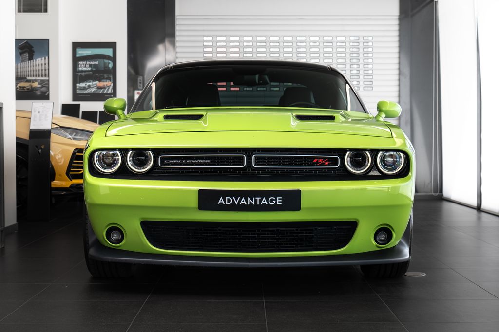 Dodge Challenger