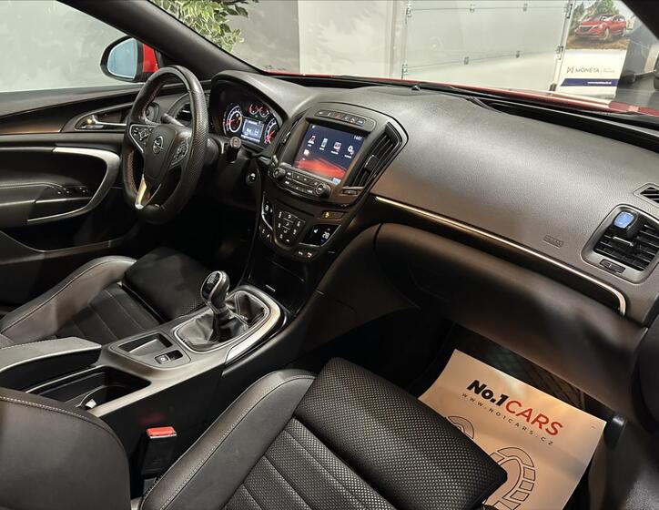 Opel Insignia 14