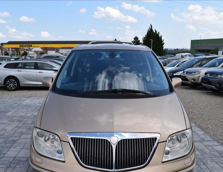 Lancia Phedra 3