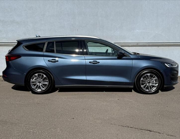 Ford Focus 25