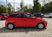 Hyundai i20 8