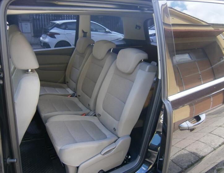 Volkswagen Sharan 8