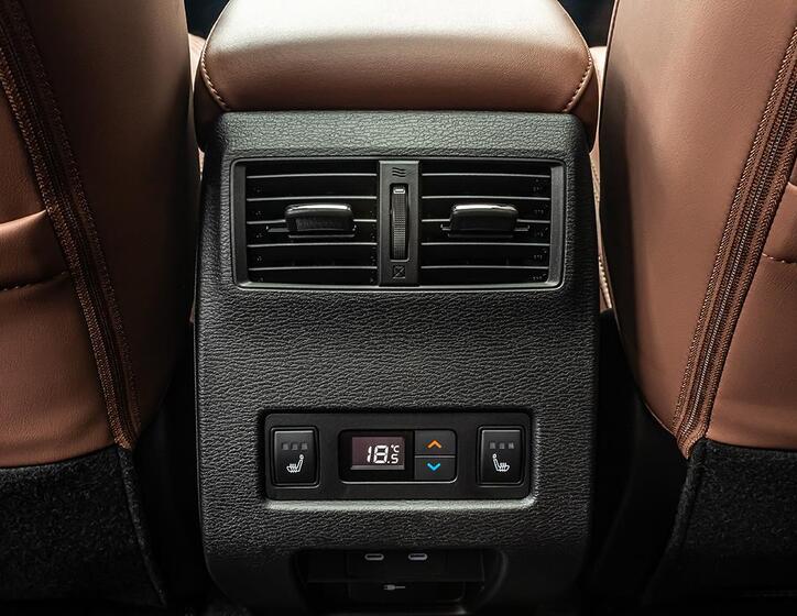 Mitsubishi Outlander 24