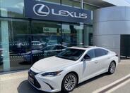 Lexus ES 300h 1