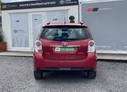 Toyota Verso 5