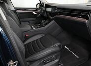Volkswagen Touareg 11