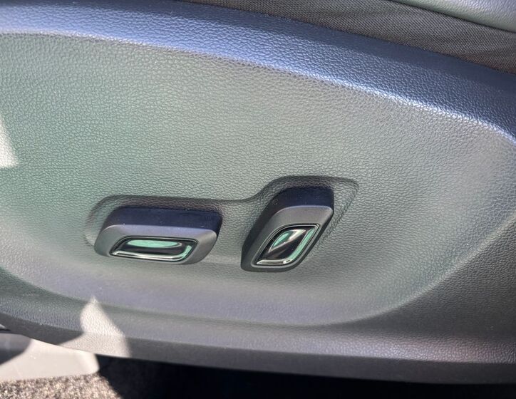 MG ZS 17