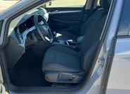 Volkswagen Golf 11