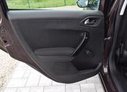 Peugeot 208 23