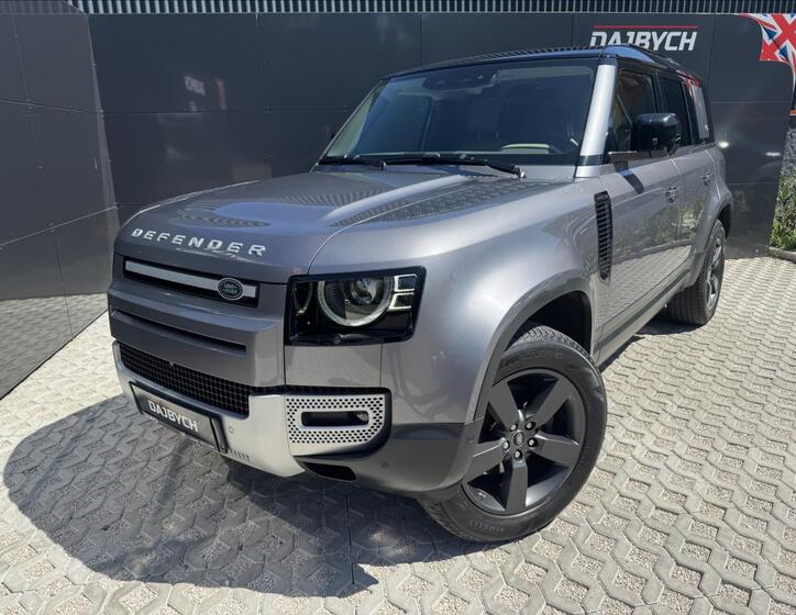 Land Rover Defender 1