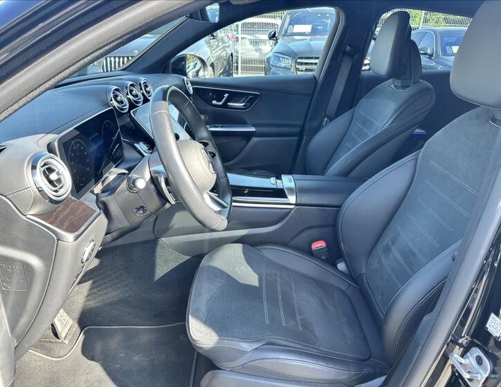 Mercedes-Benz GLC 10