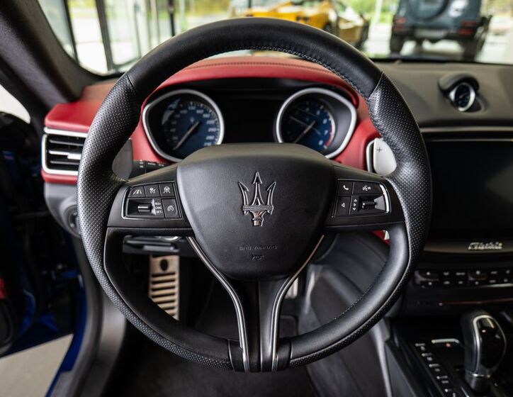 Maserati Ghibli 6