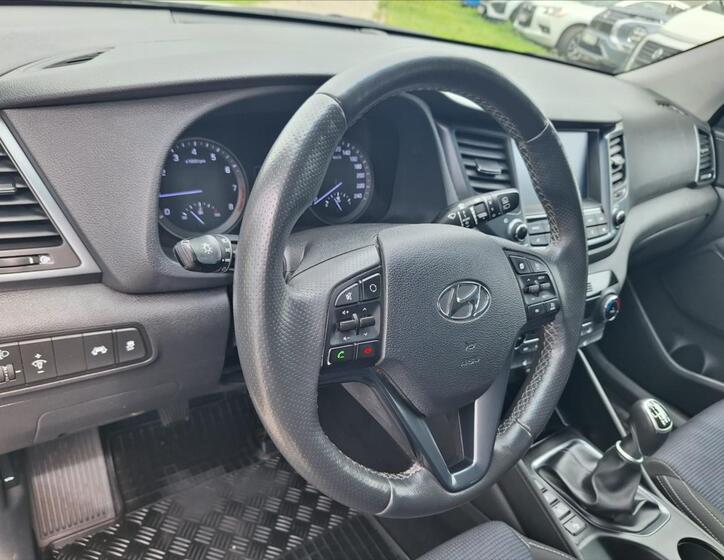 Hyundai Tucson 11