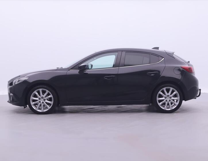 Mazda 3 4