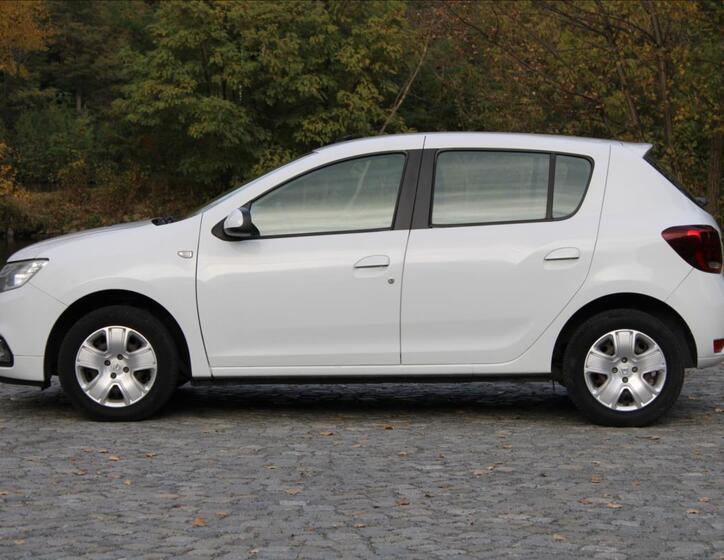 Dacia Sandero 6