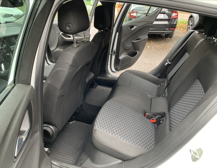 Opel Astra 16