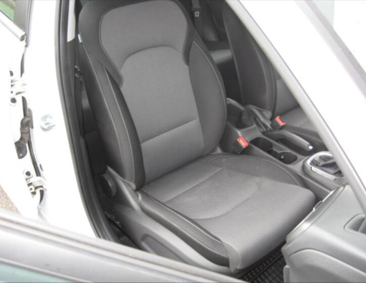 Hyundai i30 14