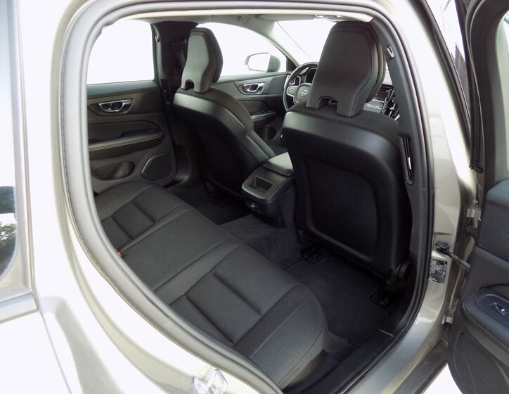 Volvo V60 19