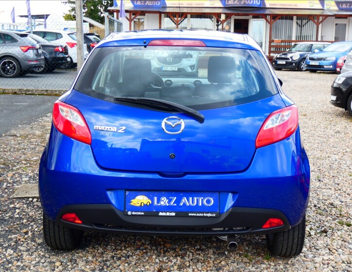Mazda 2 5