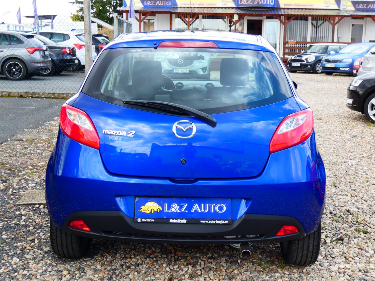 Mazda 2