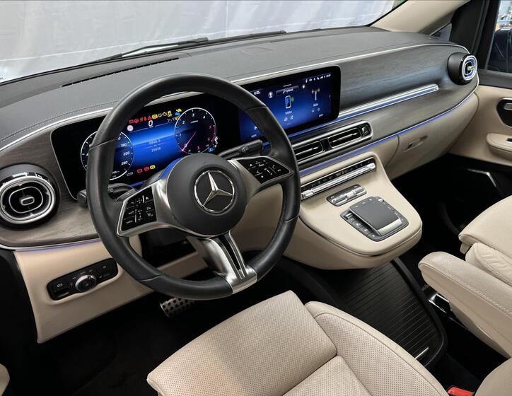 Mercedes-Benz Třídy V 9