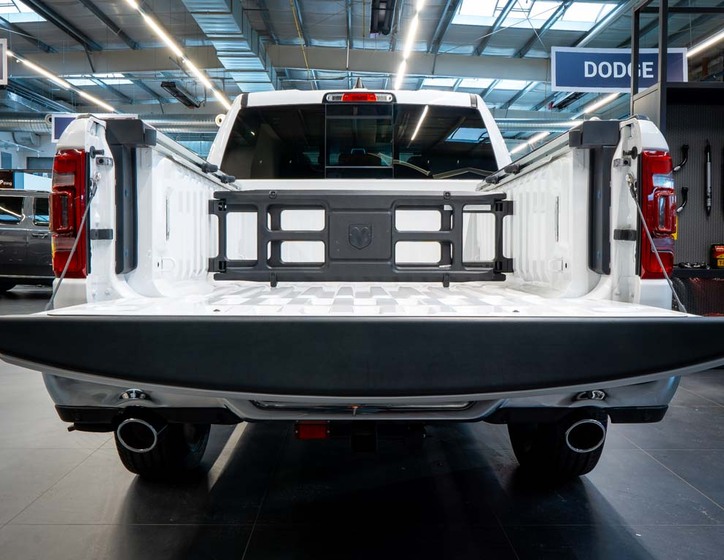Dodge RAM 6